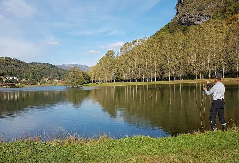 בית מלון כפרי Lac Des Graves