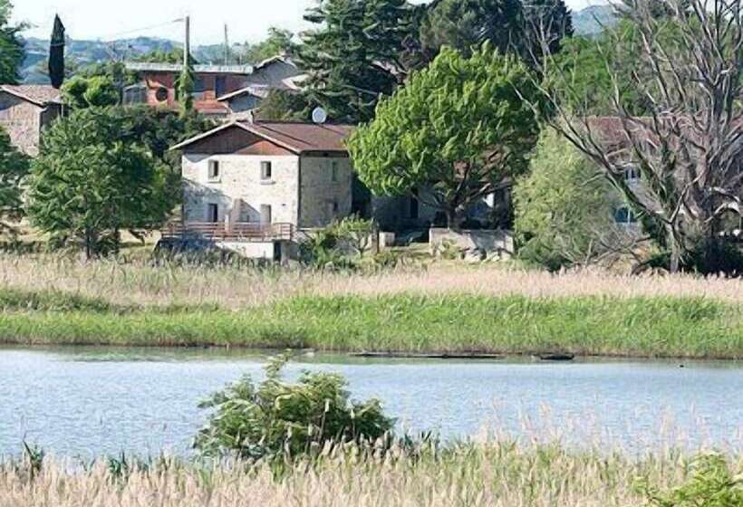 호텔 Logis Hôtel Les Vieilles Granges