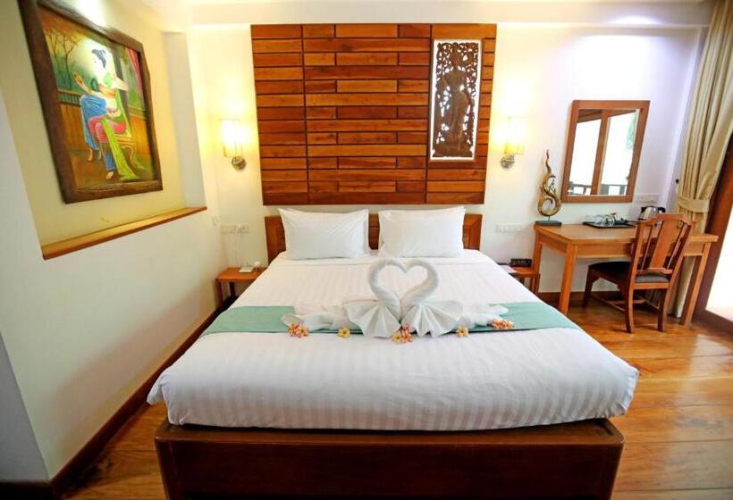 Phuket Meet Holiday Hotel Rawai 普吉岛相遇花园度假酒店 拉威店