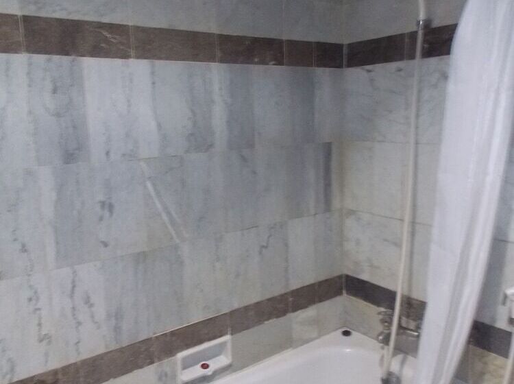 ホテル Mega Proklamasi