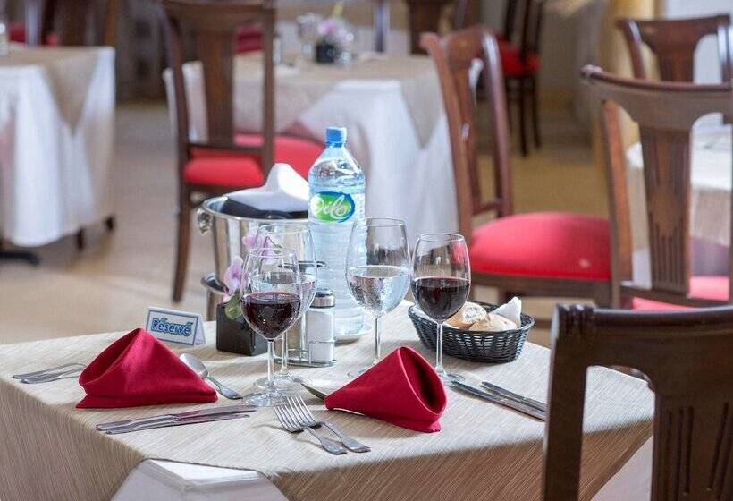 هتل Mercure Cayenne Royal Amazonia