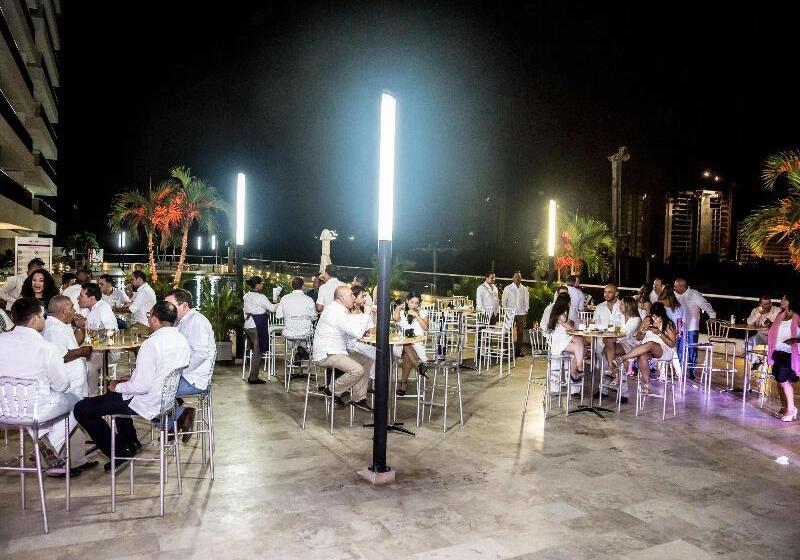 فندق Mercure Santa Marta Emile