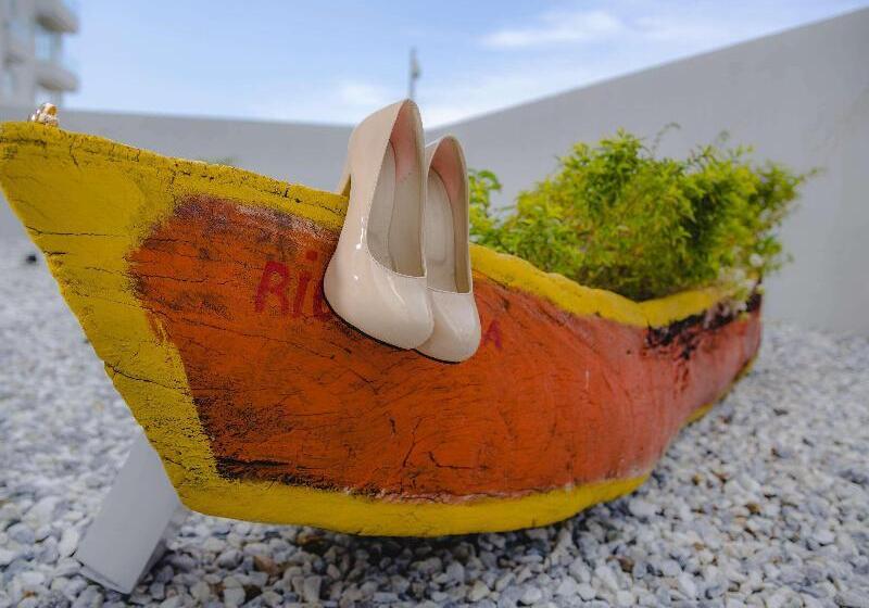 فندق Mercure Santa Marta Emile