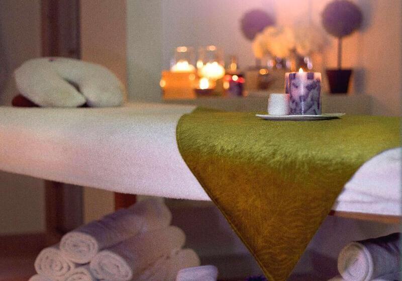 فندق Mercure Santa Marta Emile