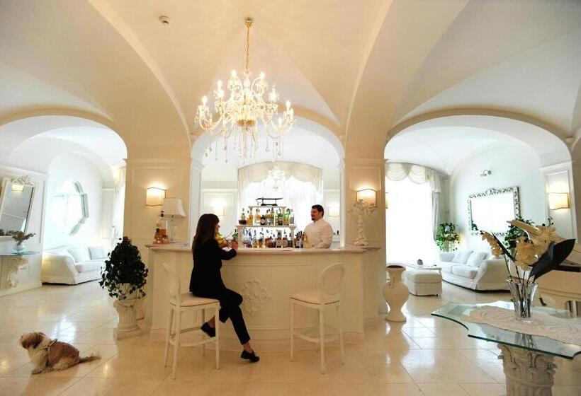 Отель Minori Palace