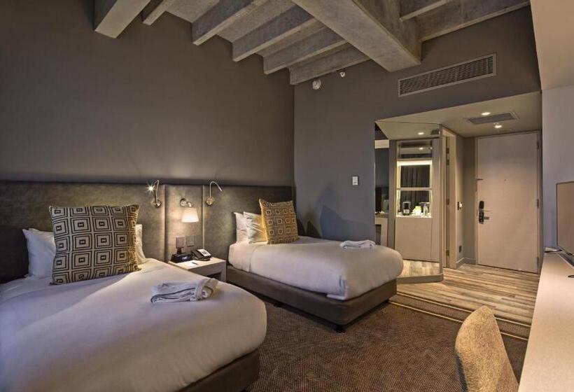 Отель Movich Buro 51