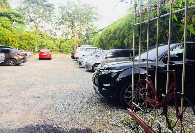 בית מלון כפרי Ny Th