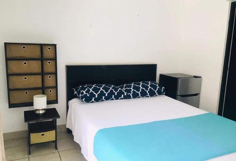 Отель Pedregal Suites Marina And Downtown