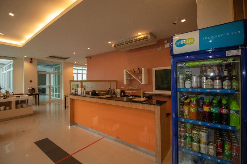 Phavina Hotel Rayong Sha Extra Plus