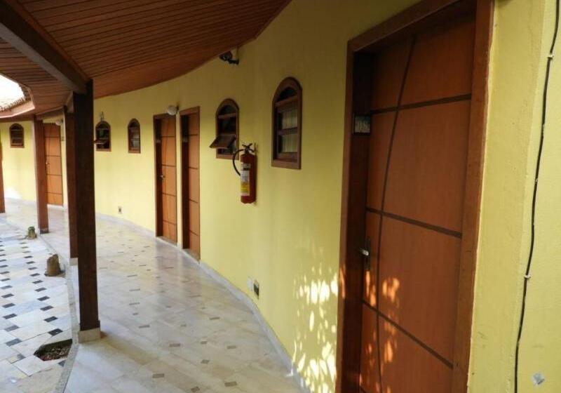 هتل Casa Dos Arcos Bed And Breakfast