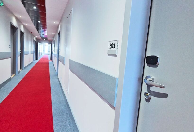 בית מלון כפרי Première Classe Lyon Est   Saint Priest Eurexpo