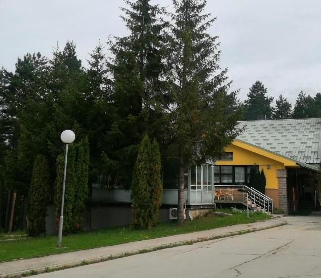 هتل President Garni