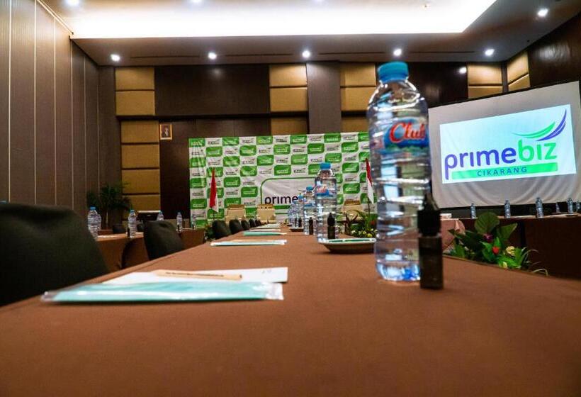 호텔 Primebiz  Cikarang
