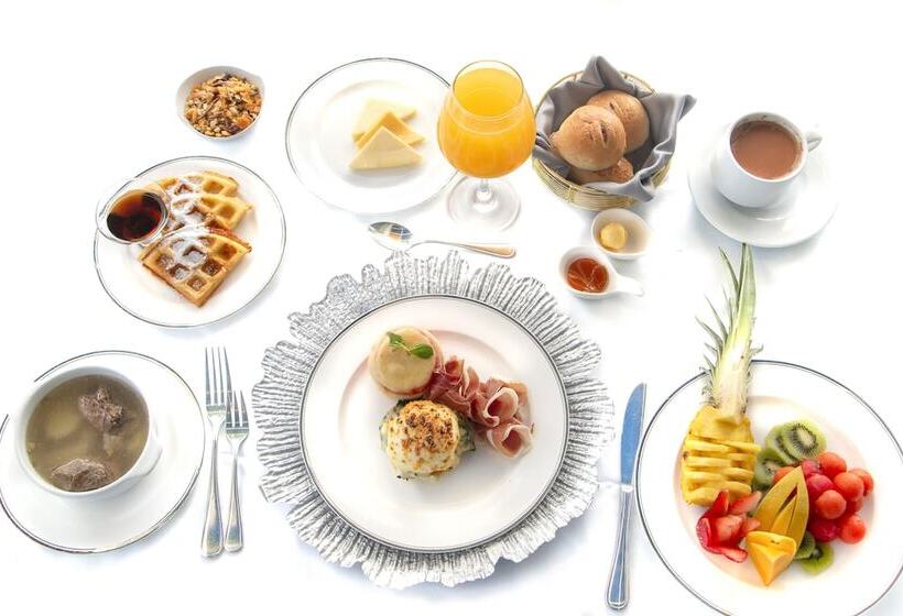 酒店 Punta Diamante Premium