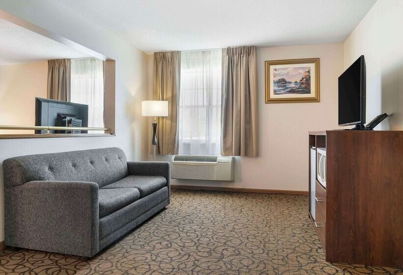 בית מלון כפרי Quality Inn & Suites