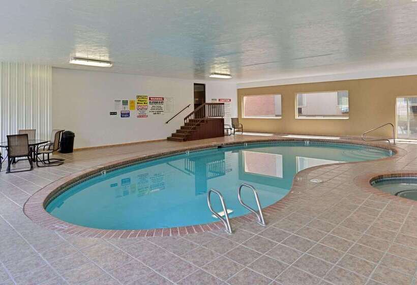 בית מלון כפרי Quality Inn Vernal Near Dinosaur National Monument