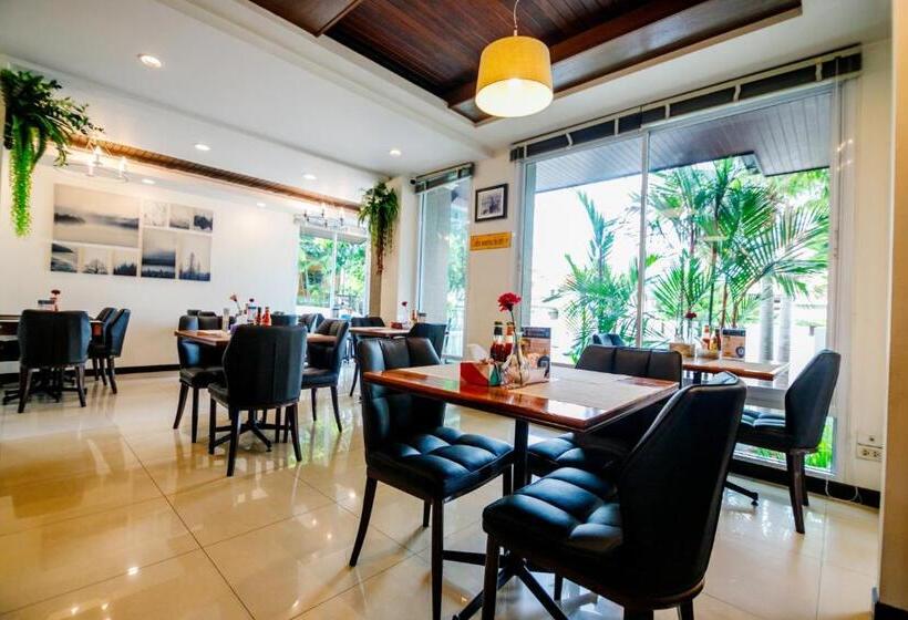 ホテル Rapeepan Ville