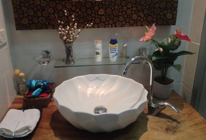 ホテル Rice Barn And Rooms