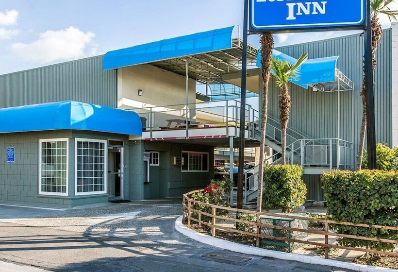 ホテル Rodeway Inn Downtown Hanford