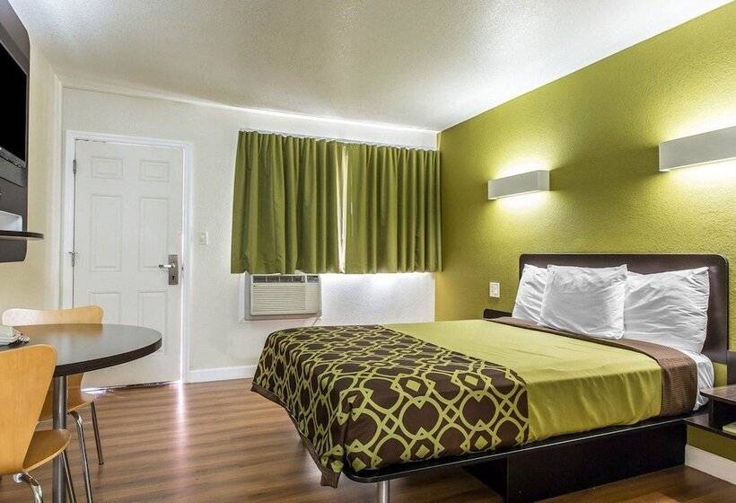 ホテル Rodeway Inn Downtown Hanford