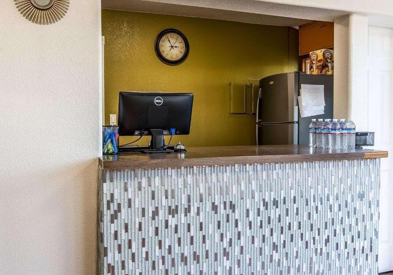 ホテル Rodeway Inn Downtown Hanford