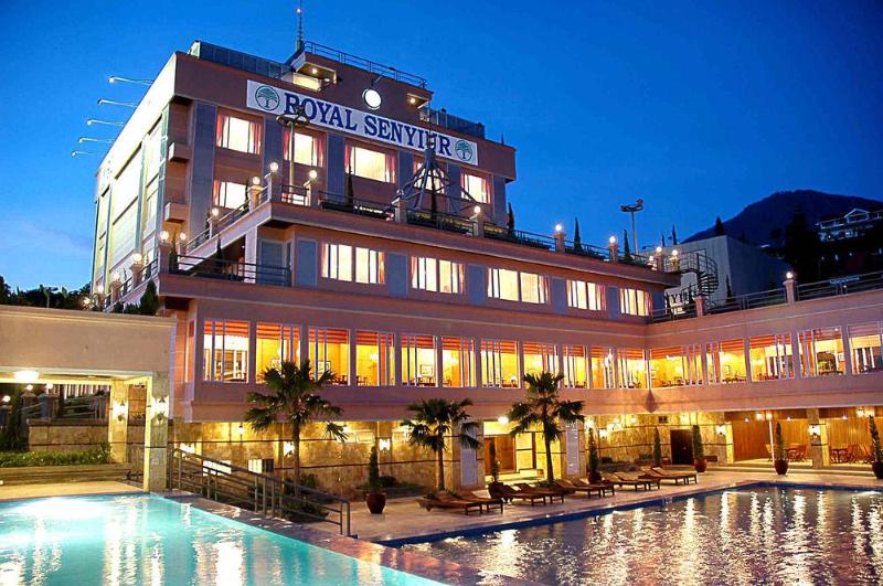 هتل Royal Senyiur
