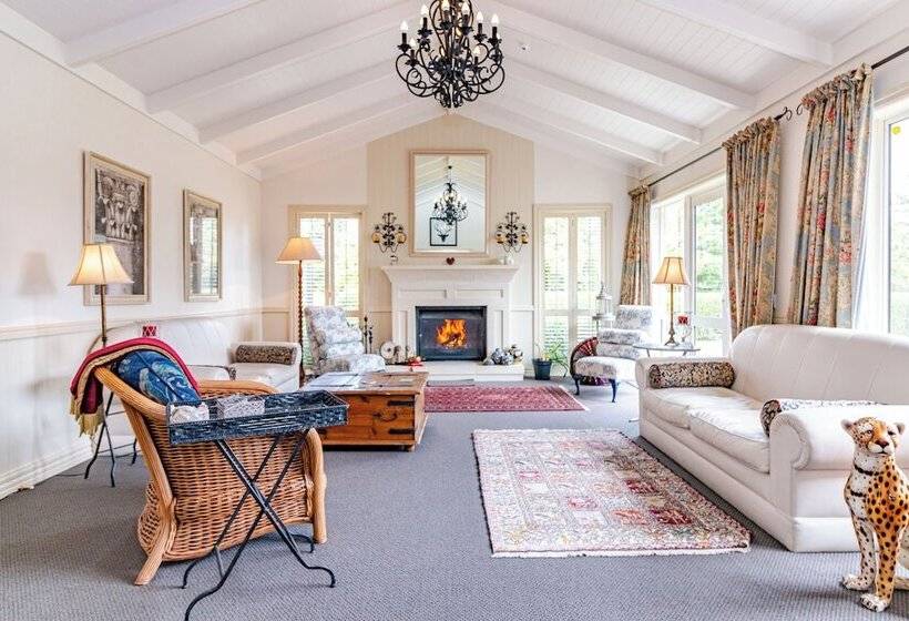 בית מלון כפרי Ruapehu Country Lodge