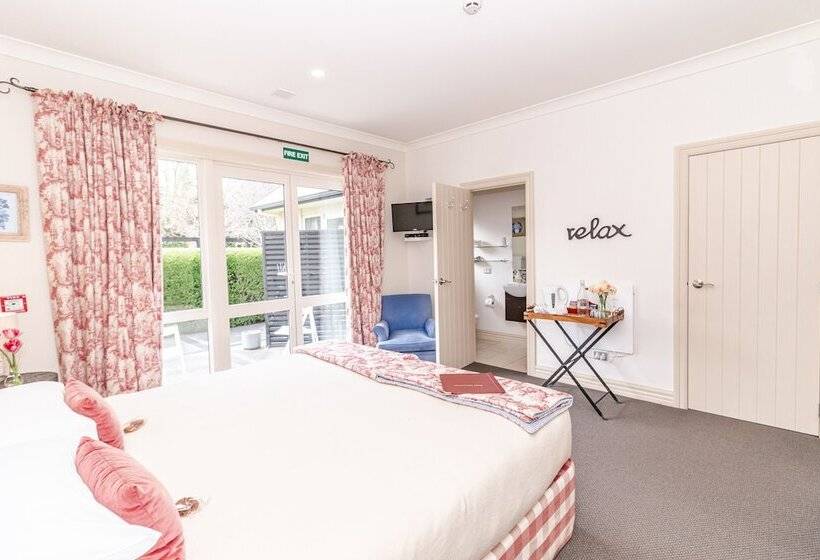 בית מלון כפרי Ruapehu Country Lodge