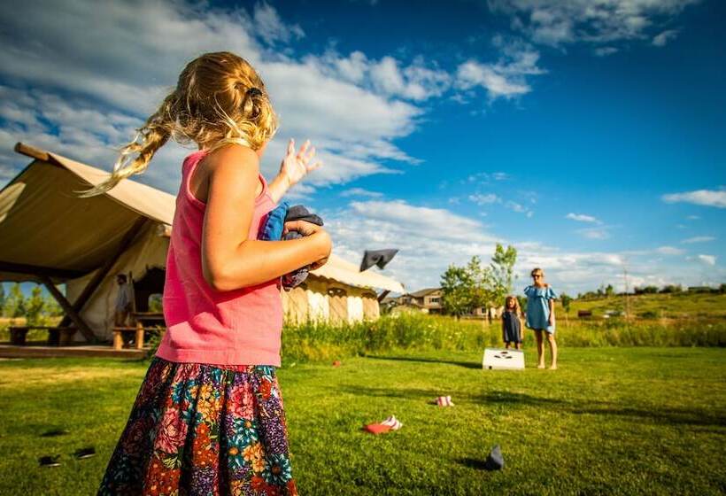 乡村酒店  Conestoga Ranch