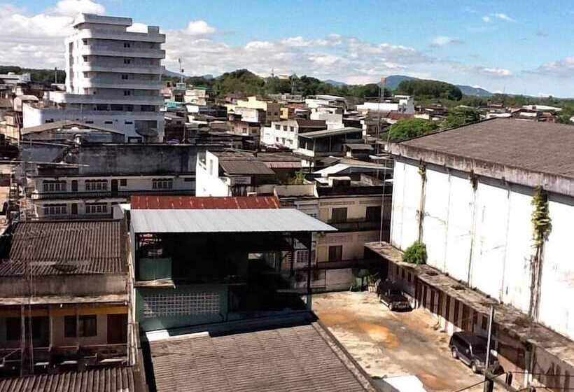 בית מלון כפרי S2s Queen Trang