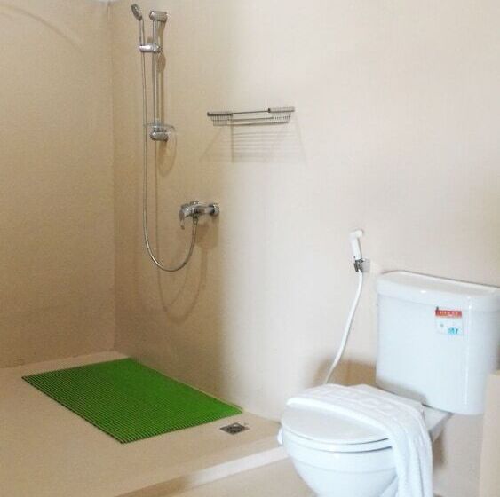 בית מלון כפרי S2s Queen Trang