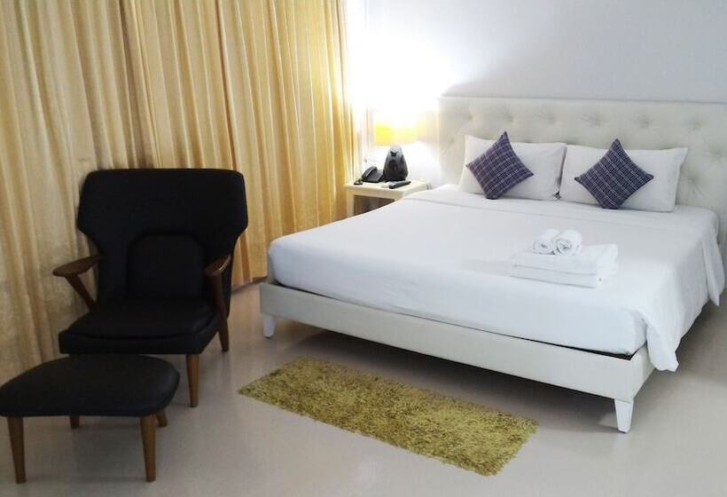 בית מלון כפרי S2s Queen Trang