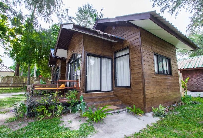 فندق Salisa Resort