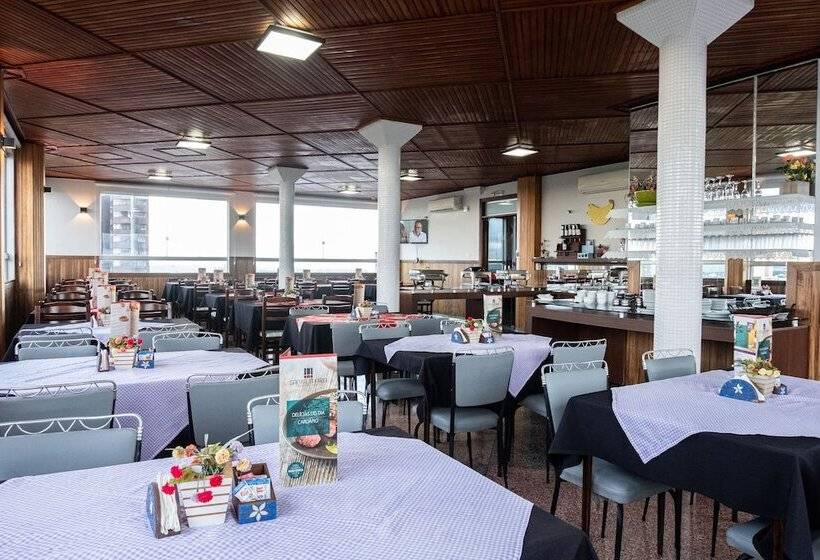 ホテル Santa Maria