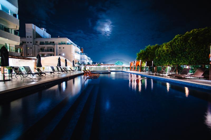 בית מלון כפרי Slaviero Ingleses Convention