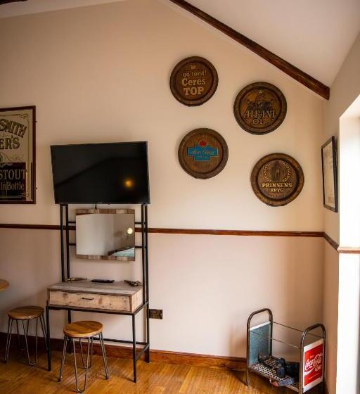 Отель South Causey Inn