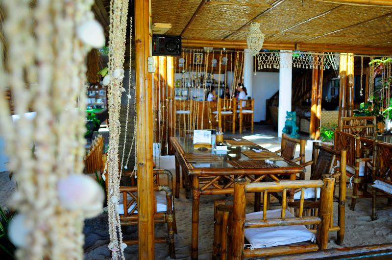 ホテル The Coral Blue Oriental Beach Villas And Suites