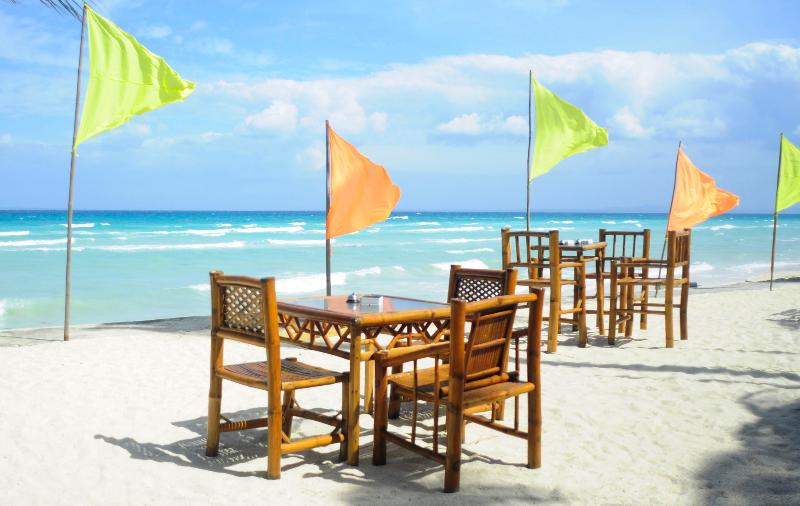 ホテル The Coral Blue Oriental Beach Villas And Suites