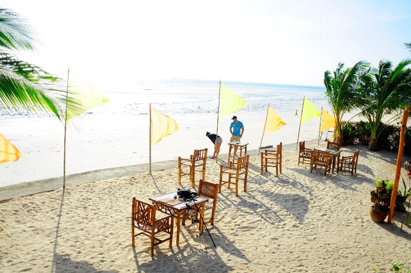 ホテル The Coral Blue Oriental Beach Villas And Suites