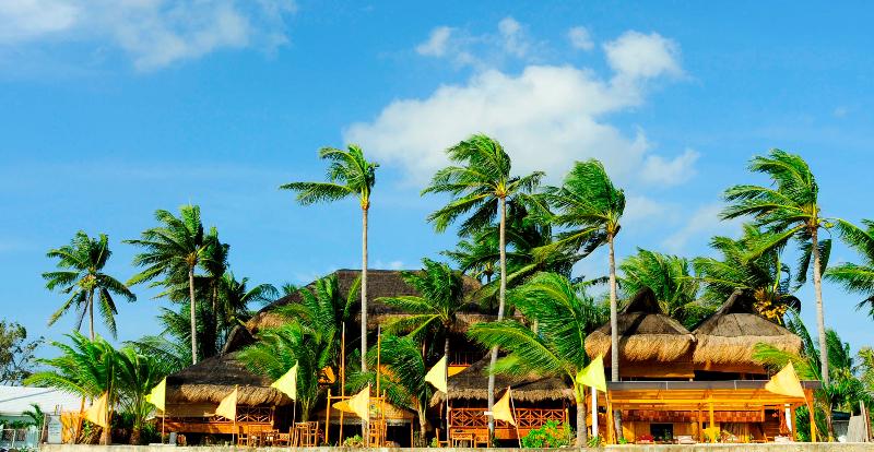 ホテル The Coral Blue Oriental Beach Villas And Suites