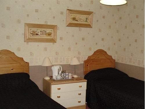 هتل The Farmyard Inn