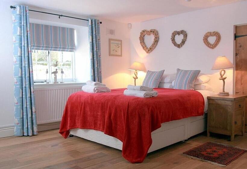 Отель The Orange Tree Thornham