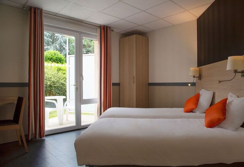 Отель The Originals City, Clos De L Orgerie ,château Gonthier