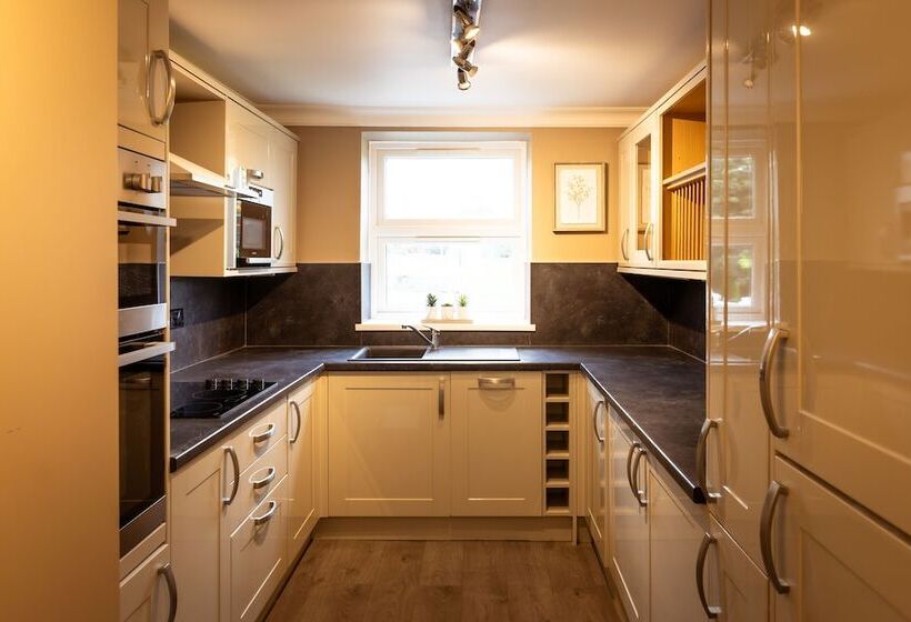 Отель The Derwent Arms