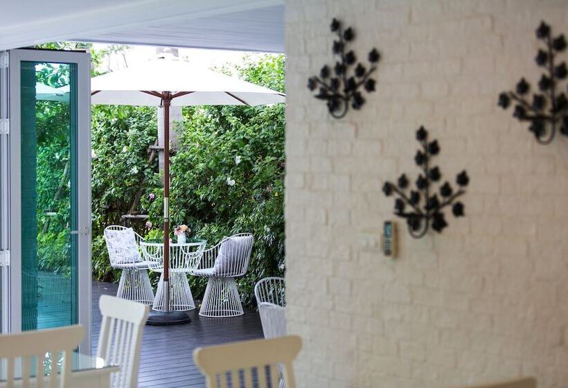 בית מלון כפרי Verano Beach Villa