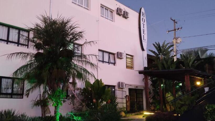 Отель Vespasiano