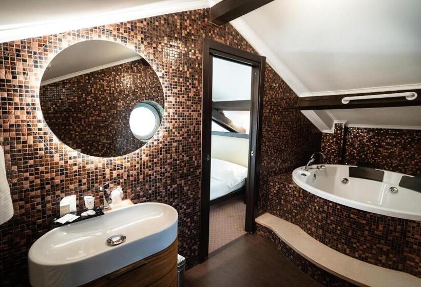 فندق Villa Eva Beach