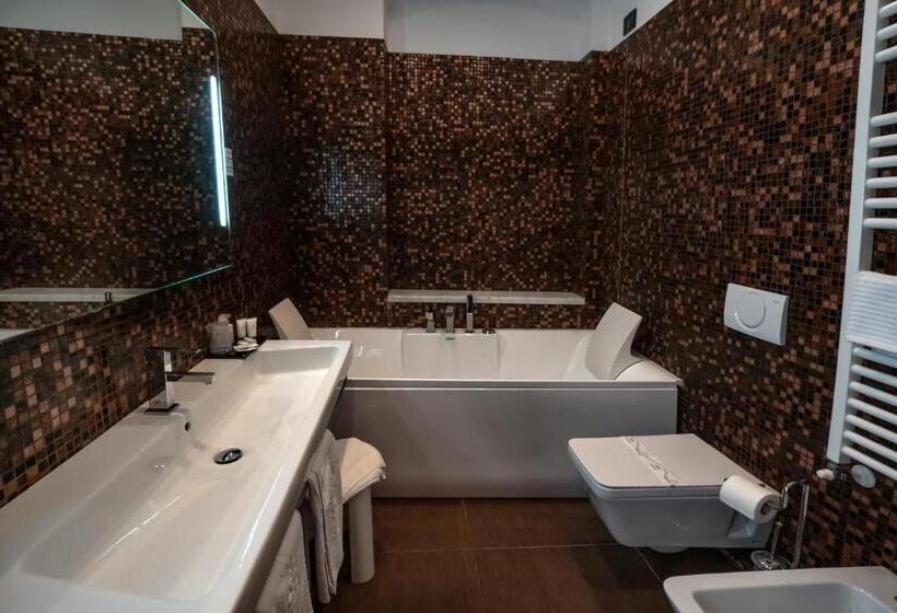 فندق Villa Eva Beach