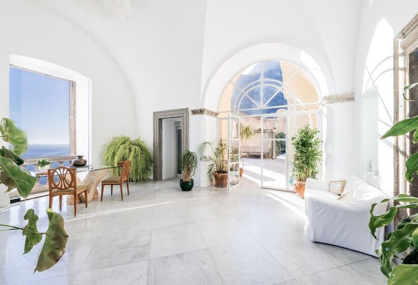هتل Villa Magia