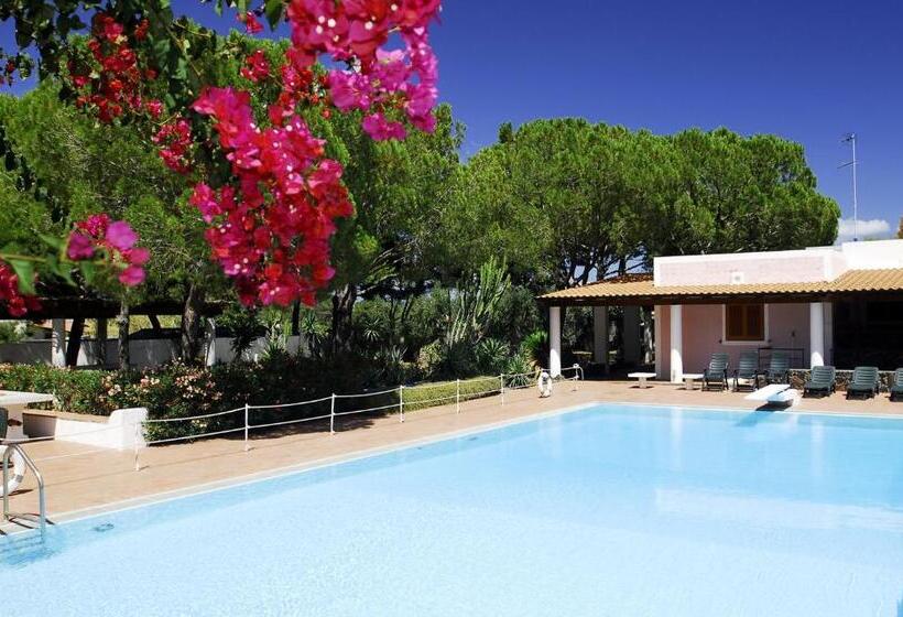 ホテル Villa Saracina